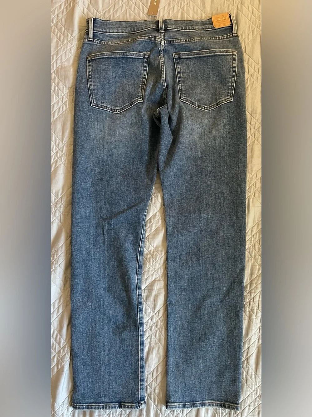 J. Crew 770m Straight-fit stretch jean in medium wash‎ W31 L30 NWT $148 BX863